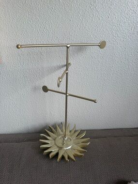 Gold Sunburst Jewelry Stand